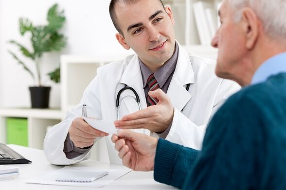 đi bác sĩ do xuất viện bệnh lý ở nam giới